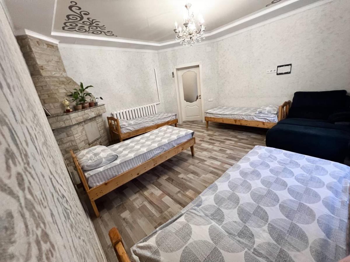 Ala-Bel Guesthouse บิชเคก ภายนอก รูปภาพ
