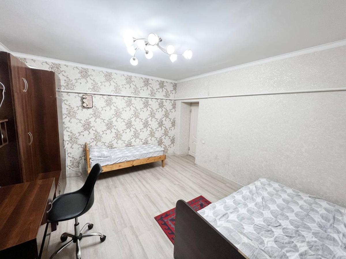 Ala-Bel Guesthouse บิชเคก ภายนอก รูปภาพ