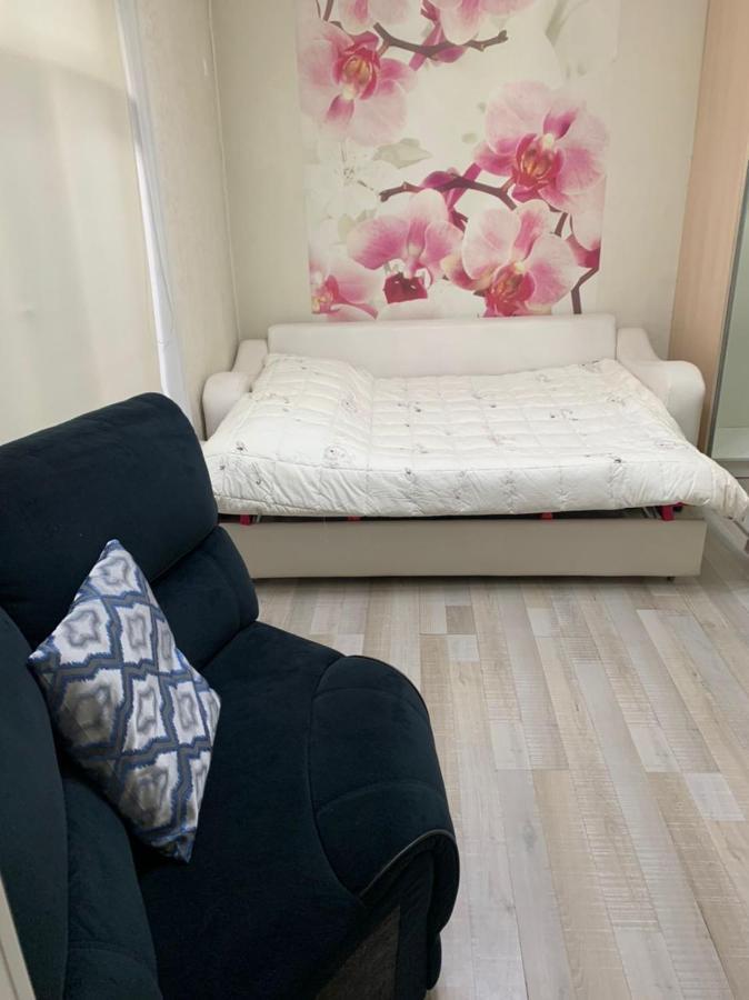 Ala-Bel Guesthouse บิชเคก ภายนอก รูปภาพ